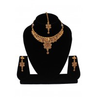 Golden Alloy Necklace Set With Earrings and Maang Tikka 257306